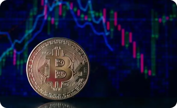 Bitcoin na tle wykresów rynkowych Immediate Fortune z dynamiczną analizą kryptowalut